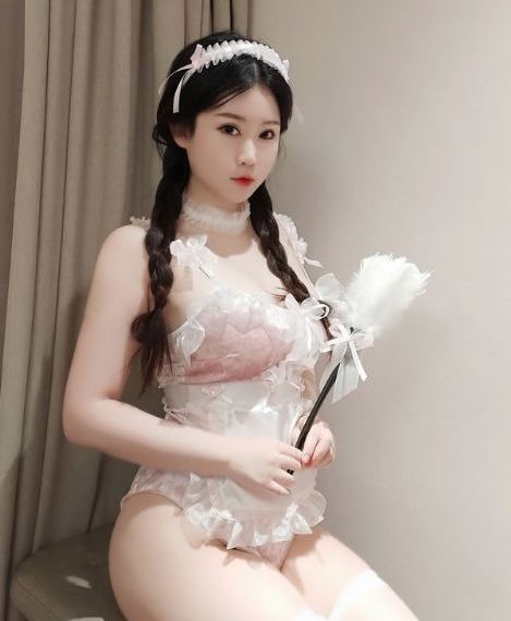 疯狂的小姨子_4K在线视频观看
